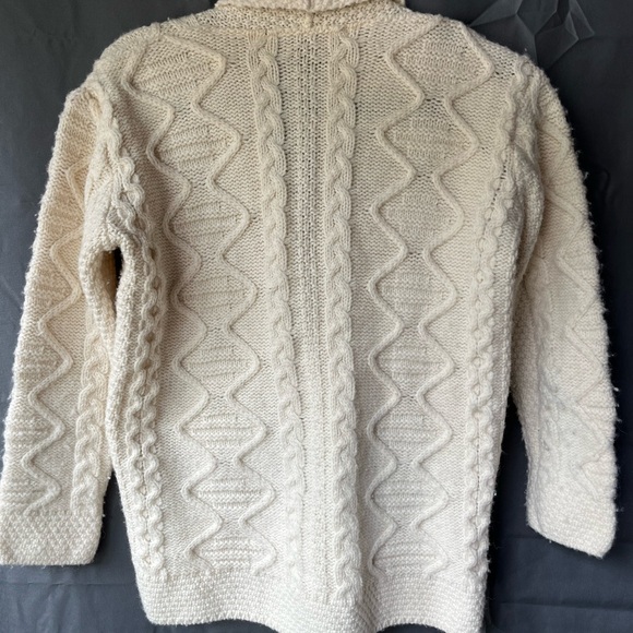 Merino wool cardigan - Picture 2 of 3